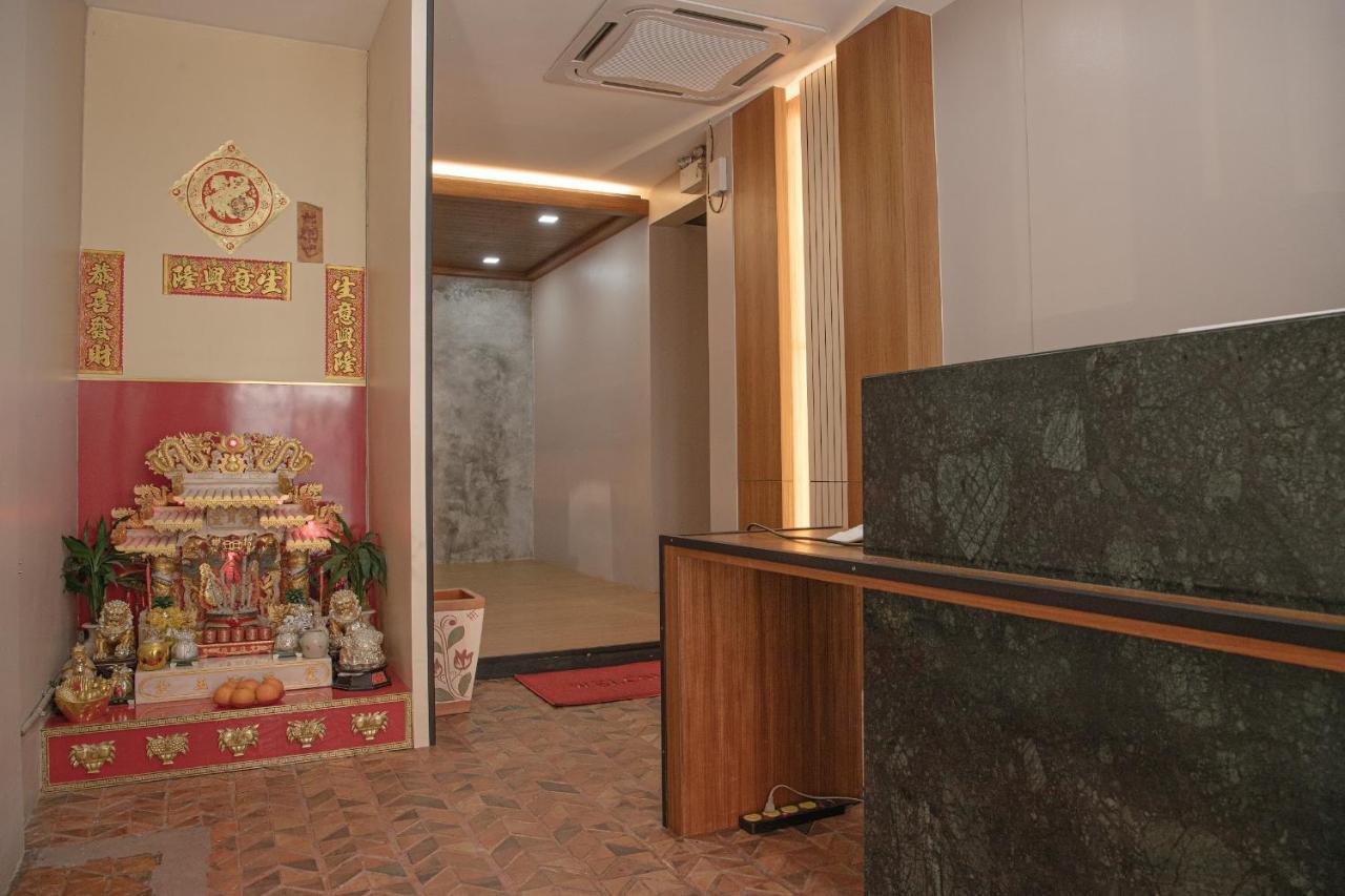 Sureena Hotel Pattaya Exterior photo